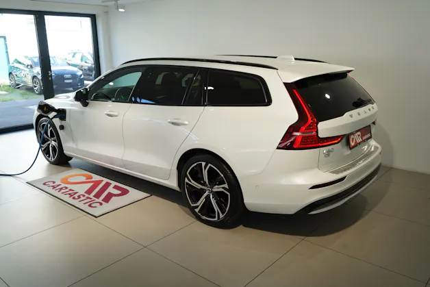 Volvo V60 2.0 T6 TE Plus Dark for Business eAWD