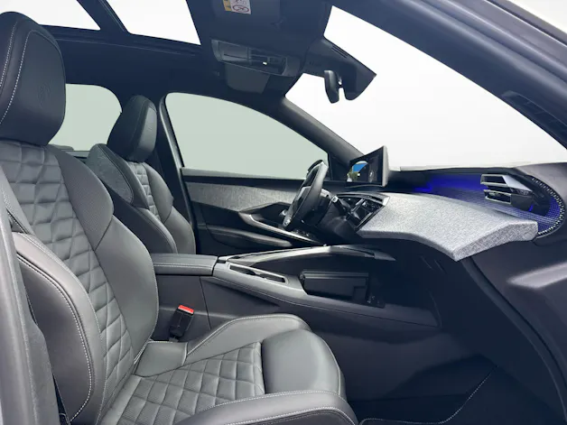 Peugeot 5008 e-Launch Edition AWD