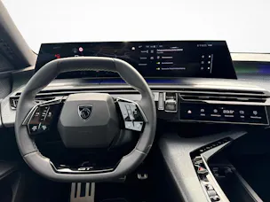 Peugeot 5008 e-Launch Edition AWD