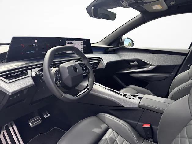 Peugeot 5008 e-Launch Edition AWD