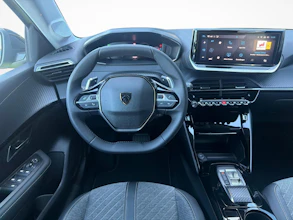 https://vehicle.imgix.net/4365258/090b51ff-036c-433f-8023-c36fcde89472.jpg