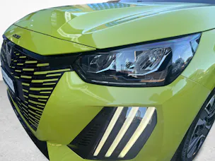 PEUGEOT 208 1.2 PureTech 100 Allure