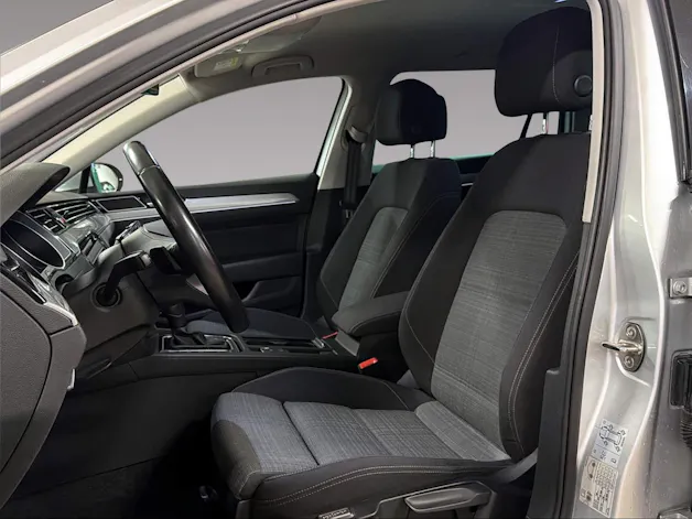 VW Passat Variant 2.0 TDI 122 Business DSG