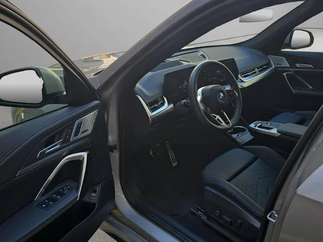 BMW iX1 30 xDrive M-Sport Paket