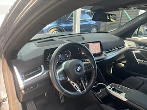 BMW X2 20i sDrive paddles