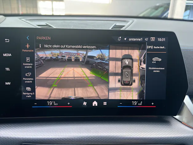 BMW X2 20i sDrive paddles