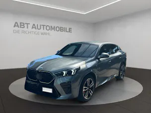 BMW X2 20i sDrive paddles