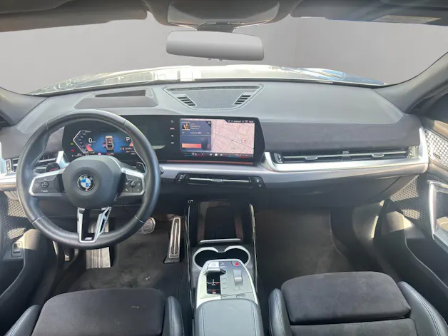 BMW X2 20i sDrive paddles