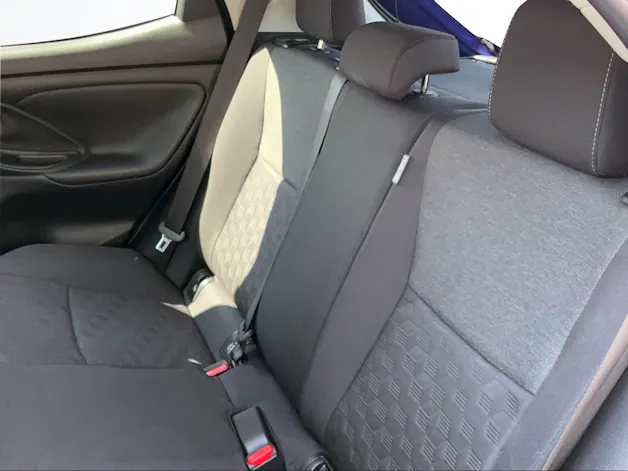 Toyota Yaris 1.5 VVT-i HSD Trend
