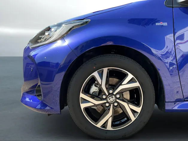 Toyota Yaris 1.5 VVT-i HSD Trend