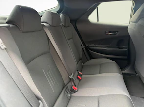 Fahrzeugbild TOYOTA C-HR 2.0 PHEV Swiss Edition