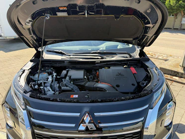 MITSUBISHI OUTLANDER 12