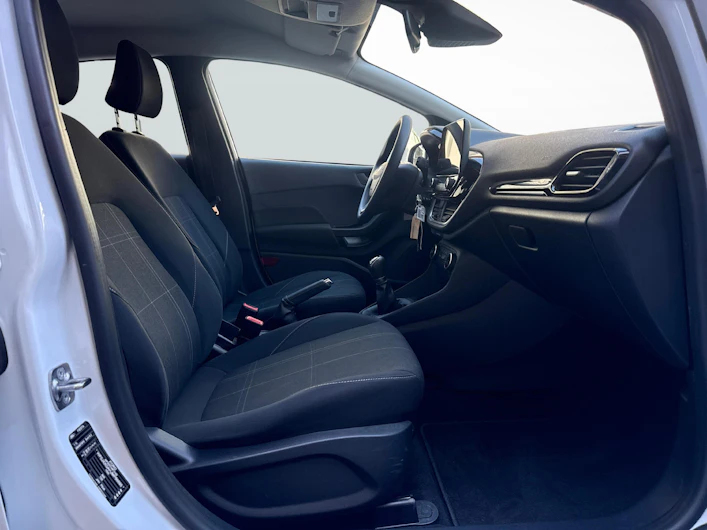 immagine del veicolo FORD FIESTA