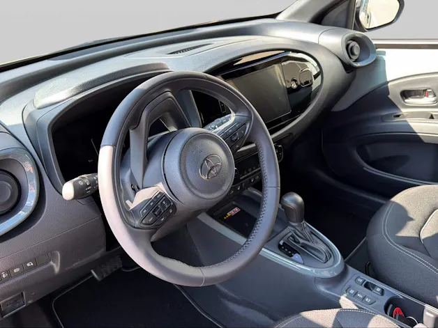 Toyota Aygo X 1.5 VVT-i HSD Trend