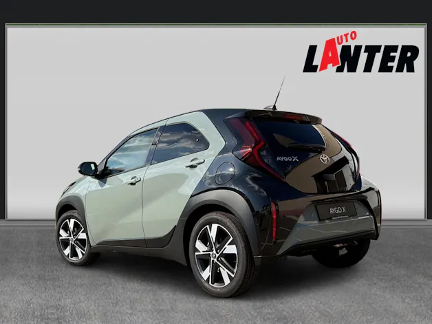 Toyota Aygo X 1.5 VVT-i HSD Trend