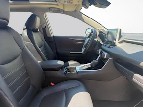 https://vehicle.imgix.net/4365354/7f1329d0-fcca-47ff-9c22-d8c0289844ee.jpg