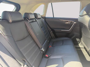 https://vehicle.imgix.net/4365354/f2e6790e-bf95-409b-b955-18a66f71c692.jpg