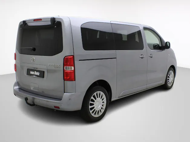 Toyota Proace PROACE Verso L1 2.0 D Shuttle