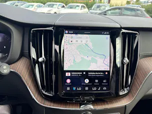 VOLVO XC60 2.0 B6 MH Ultimate Dark AWD