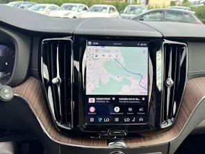 Fahrzeugbild VOLVO XC60 2.0 B6 MH Ultimate Dark AWD