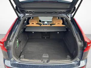 VOLVO XC60 2.0 B6 MH Ultimate Dark AWD