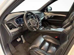https://vehicle.imgix.net/4365379/4d38bb61-0dc6-44cd-99cb-cf2612fa188a.jpg