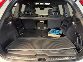 https://vehicle.imgix.net/4365379/726a08e2-532d-4180-b9c9-407c7e8bd166.jpg