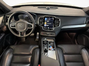 Fahrzeugbild VOLVO XC90 2.0 T8 TE R-Design 7P. eAWD