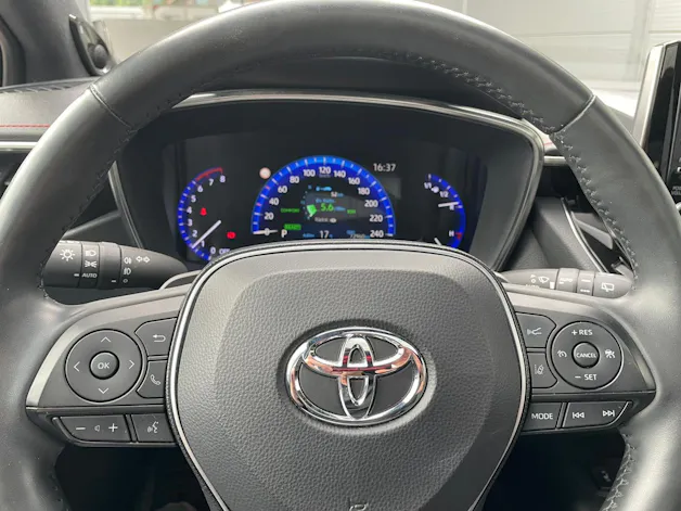Toyota Corolla 2.0 HSD Premium