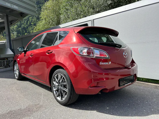 Mazda 3 Hatchback 1.6 Red Edition