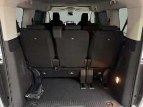 https://vehicle.imgix.net/4365438/05be3d36-f245-4952-a423-f3509daacc6f.jpg