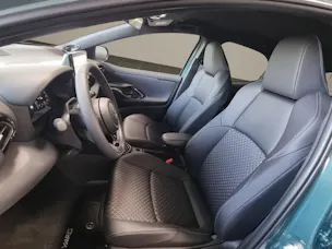 Toyota Yaris 1.5 VVT-i HSD Premium
