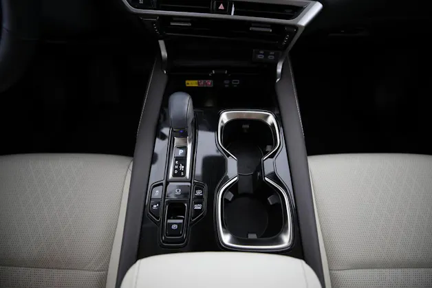 Lexus RX 450h+ F-Line