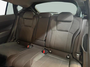 https://vehicle.imgix.net/4365479/62e20634-6f04-4f52-856c-5ed9dddaf2df.jpg