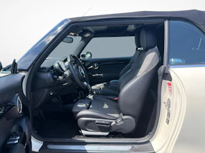 Fahrzeugbild MINI Cabrio F57 2.0i Cooper S