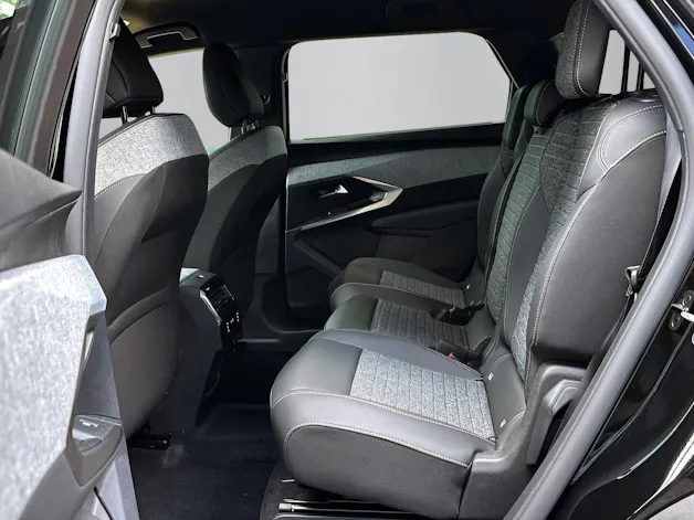 Peugeot 5008 1.2 Hybrid Allure Premium