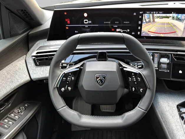 Peugeot 5008 1.2 Hybrid Allure Premium