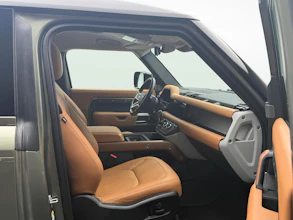 https://vehicle.imgix.net/4365618/799f6f8f-95a4-4d56-8ad8-1718c073fb98.jpg