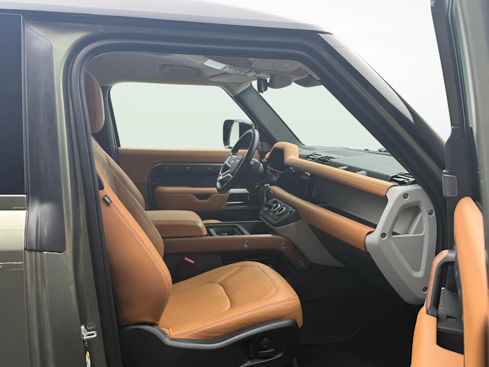 image du véhicule LAND ROVER DEFENDER