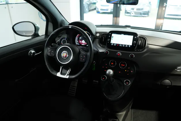 Fiat 595 Abarth 1.4 T-Jet 165