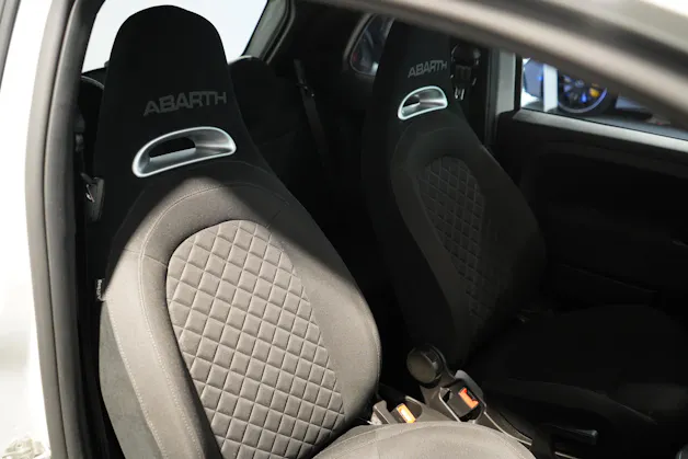 Fiat 595 Abarth 1.4 T-Jet 165