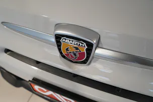 Fiat 595 Abarth 1.4 T-Jet 165