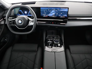 Fahrzeugbild BMW 520d xDrive Touring