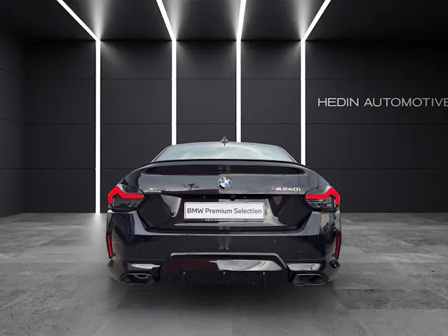 BMW M240i xDrive Coupé
