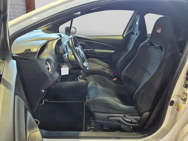 Toyota Yaris 1.8 VVT-i GRMN
