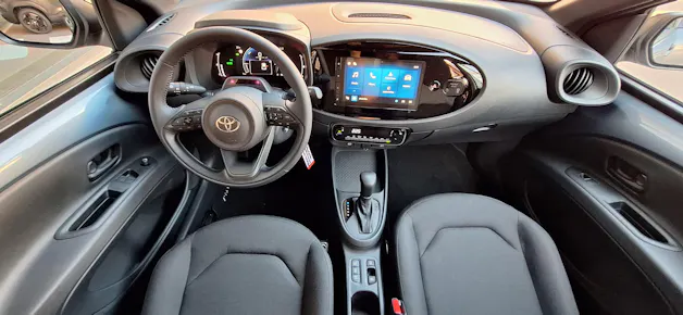 Toyota Aygo X 1.5 VVT-i HSD Comfort