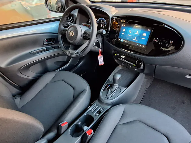 Toyota Aygo X 1.5 VVT-i HSD Comfort