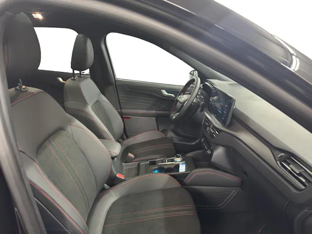 FORD Kuga 2.5 Hybrid ST-Line X 4x4