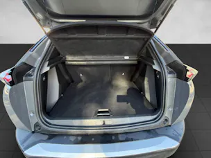 Peugeot 2008 1.2 Hybrid 145 GT