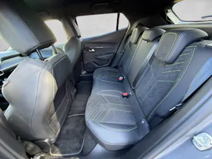Peugeot 2008 1.2 Hybrid 145 GT